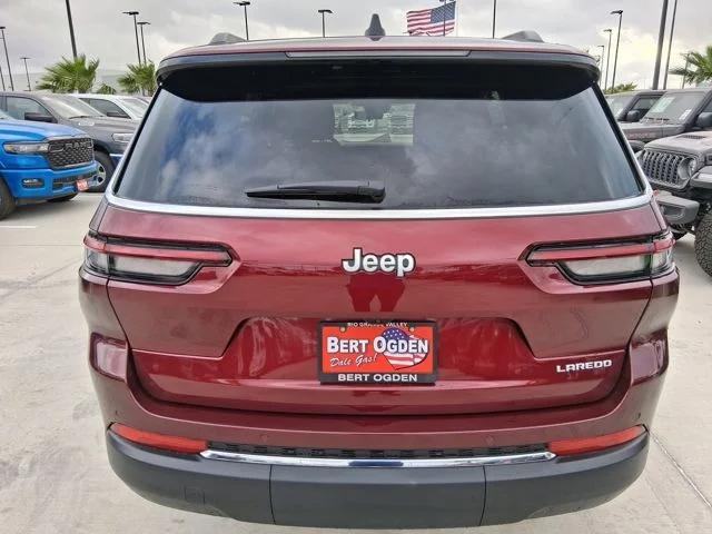 2026 Jeep Grand Cherokee Altitude 4x2