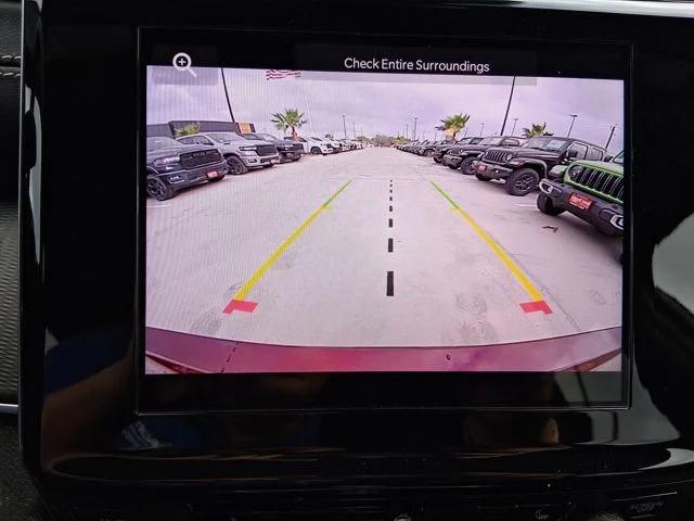 2026 Jeep Grand Cherokee Altitude 4x2