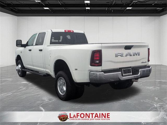 2026 RAM Ram 3500 RAM 3500 TRADESMAN CREW CAB 4X4 8 BOX