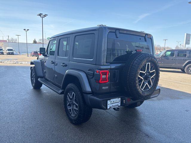 2026 Jeep Wrangler 4-Door Sahara 4x4