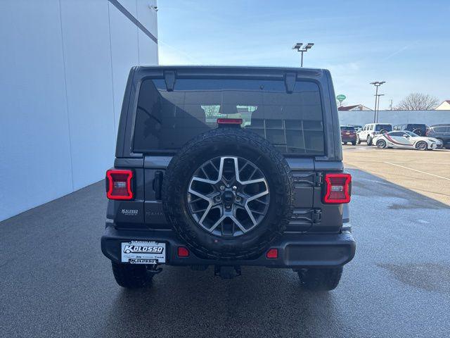 2026 Jeep Wrangler 4-Door Sahara 4x4