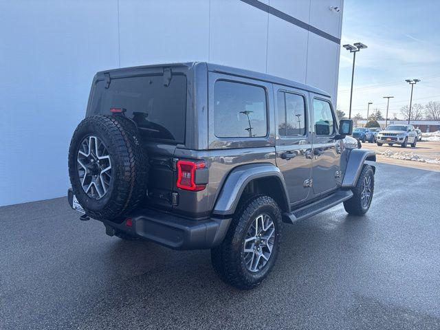 2026 Jeep Wrangler 4-Door Sahara 4x4