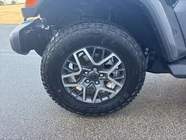 2026 Jeep Wrangler 4-Door Sahara 4x4