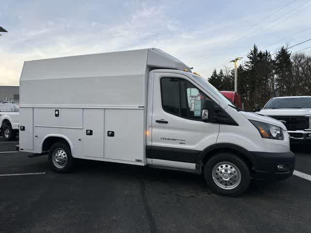 2025 Ford Transit Cutaway Unknown
