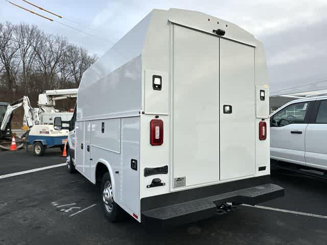 2025 Ford Transit Cutaway Unknown