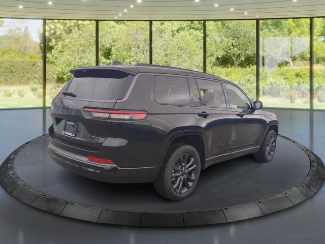 2026 Jeep Grand Cherokee GRAND CHEROKEE L LIMITED RESERVE 4X4