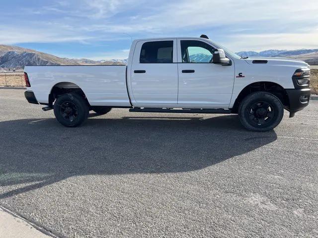 2026 RAM Ram 3500 RAM 3500 TRADESMAN CREW CAB 4X4 8 BOX