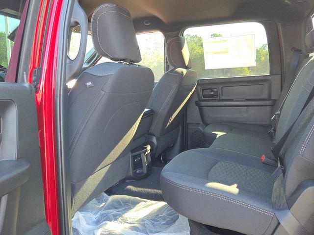 2026 Ram 2500 Black Express Crew Cab 4x4 6'4" Box