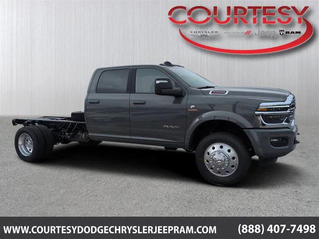 2026 RAM Ram 5500 Chassis Cab RAM 5500 BIG HORN CHASSIS CREW CAB 4X4 60 CA