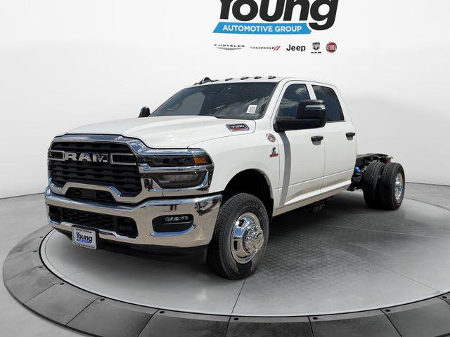 2026 RAM Ram 3500 Chassis Cab RAM 3500 TRADESMAN CREW CAB CHASSIS 4X4 60 CA