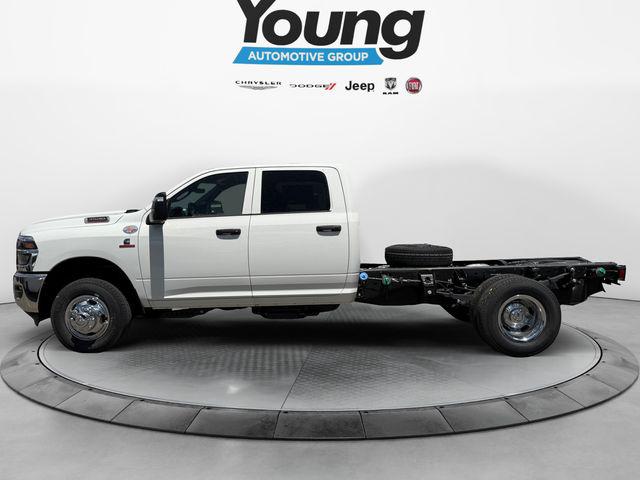 2026 RAM Ram 3500 Chassis Cab RAM 3500 TRADESMAN CREW CAB CHASSIS 4X4 60 CA