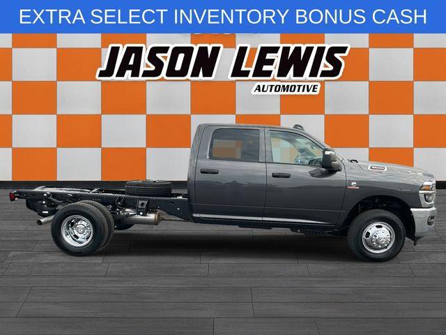 2026 RAM Ram 3500 Chassis Cab RAM 3500 TRADESMAN CREW CAB CHASSIS 4X4 60 CA