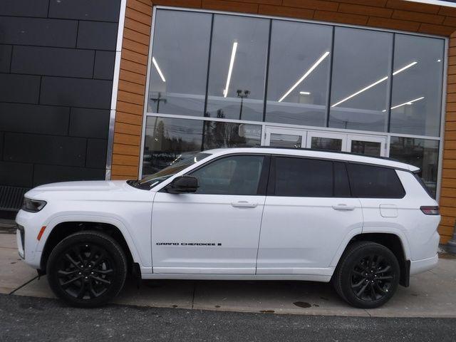 2026 Jeep Grand Cherokee GRAND CHEROKEE L LIMITED RESERVE 4X4