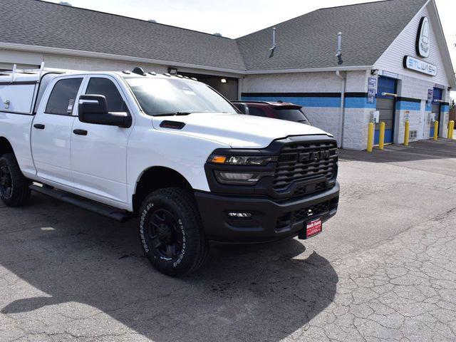 2026 RAM Ram 2500 RAM 2500 TRADESMAN CREW CAB 4X4 64 BOX