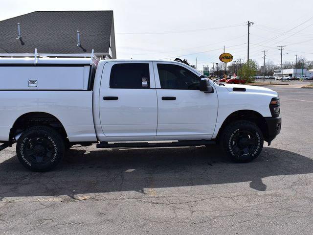 2026 RAM Ram 2500 RAM 2500 TRADESMAN CREW CAB 4X4 64 BOX