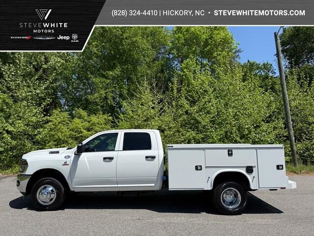 2026 RAM Ram 3500 Chassis Cab RAM 3500 TRADESMAN CREW CAB CHASSIS 4X4 60 CA