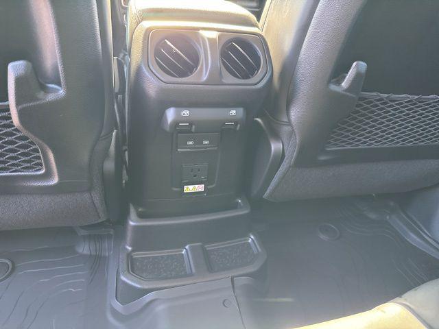 2026 Jeep Wrangler 4-Door Rubicon 4x4