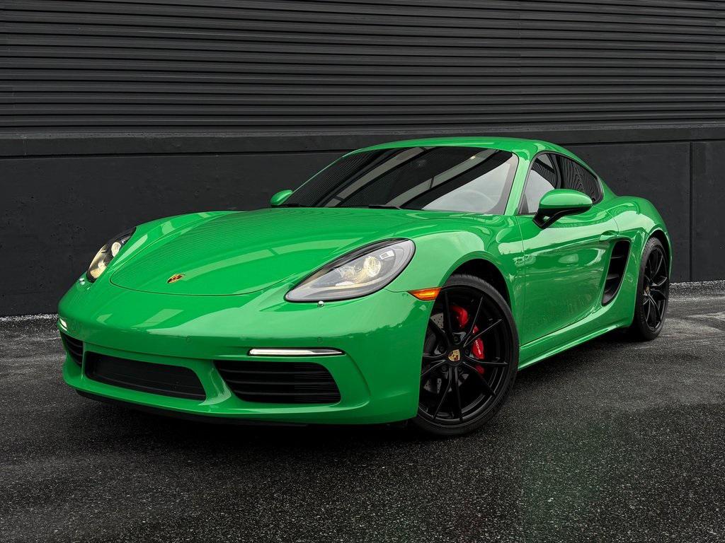 /2023 Porsche 718-Cayman