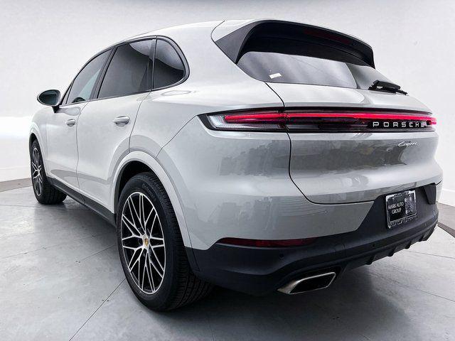 2024 Porsche Cayenne Base