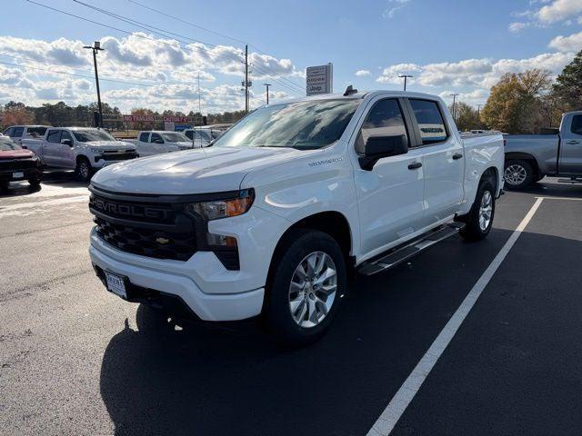 2023 Chevrolet Silverado 1500 2WD Crew Cab Short Bed Custom