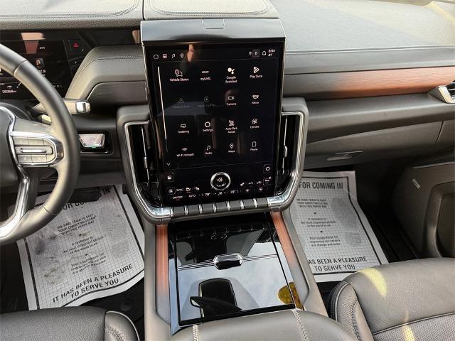 2025 GMC Yukon XL 4WD Denali