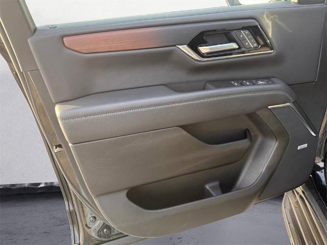 2025 GMC Yukon XL 4WD Denali