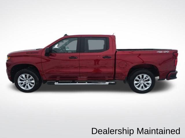 2021 Chevrolet Silverado 1500 4WD Crew Cab Short Bed Custom