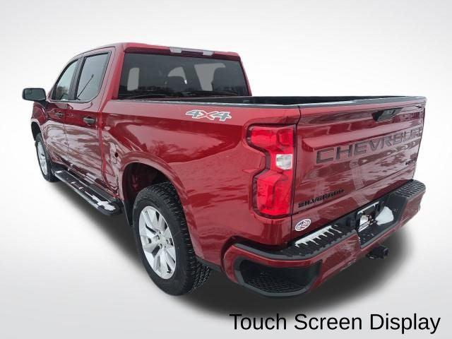 2021 Chevrolet Silverado 1500 4WD Crew Cab Short Bed Custom