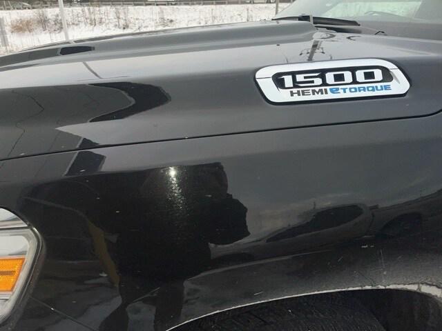 2022 RAM 1500 Big Horn Crew Cab 4x4 57 Box 2022 RAM 1500 Big Horn Crew Cab 4x4 57 Box