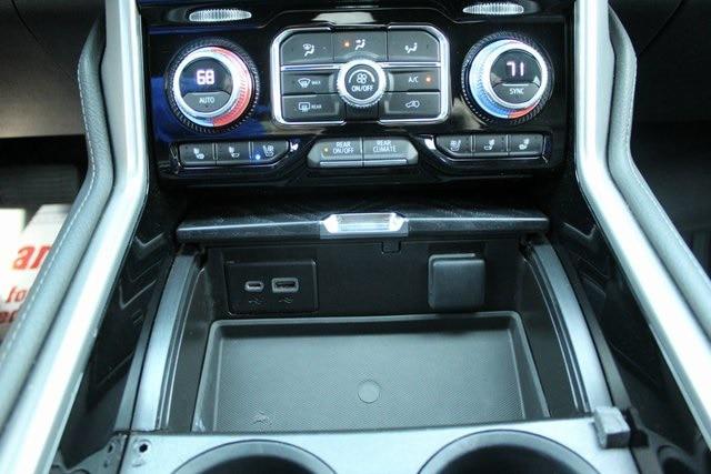 2023 GMC Yukon 4WD Denali