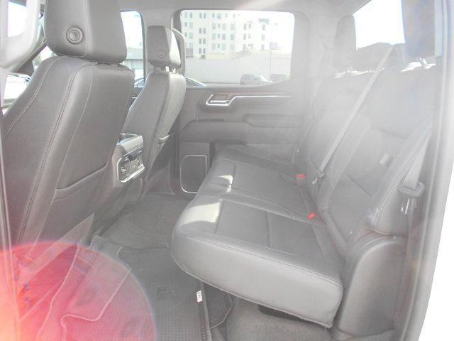 2022 GMC Sierra 1500 4WD Crew Cab Short Box SLT