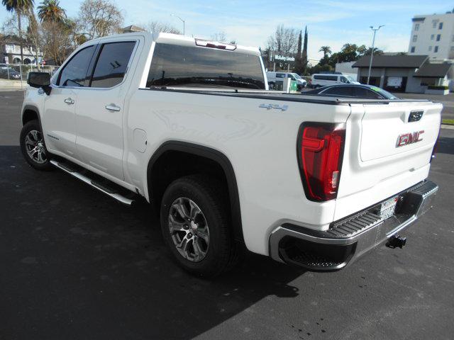 2022 GMC Sierra 1500 4WD Crew Cab Short Box SLT