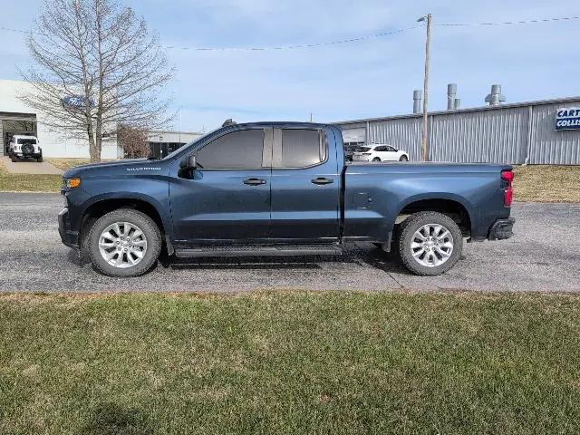2020 Chevrolet Silverado 1500 4WD Double Cab Standard Bed Custom