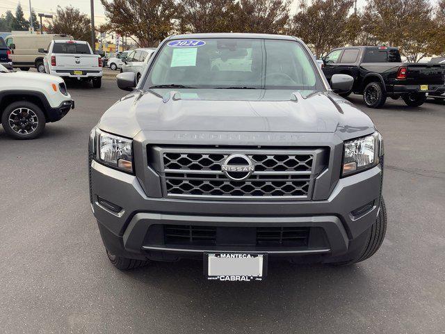 2024 Nissan Frontier Crew Cab SV 4x2