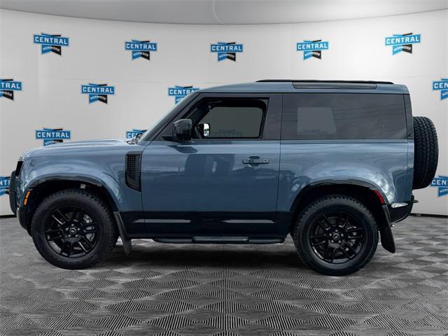 2025 Land Rover Defender 90 P400 X-Dynamic SE