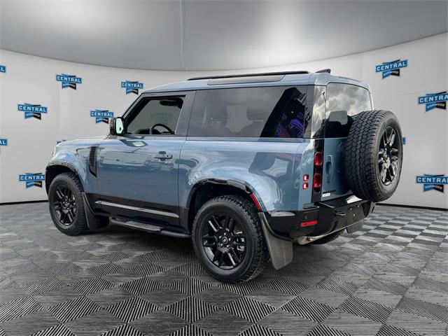 2025 Land Rover Defender 90 P400 X-Dynamic SE