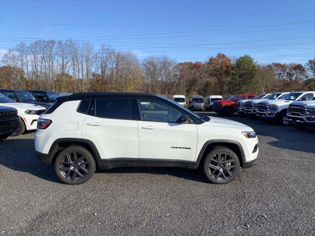2026 Jeep Compass COMPASS LIMITED ALTITUDE 4X4