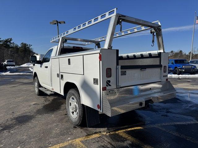 2024 RAM 3500 Tradesman Regular Cab 4x4 8 Box