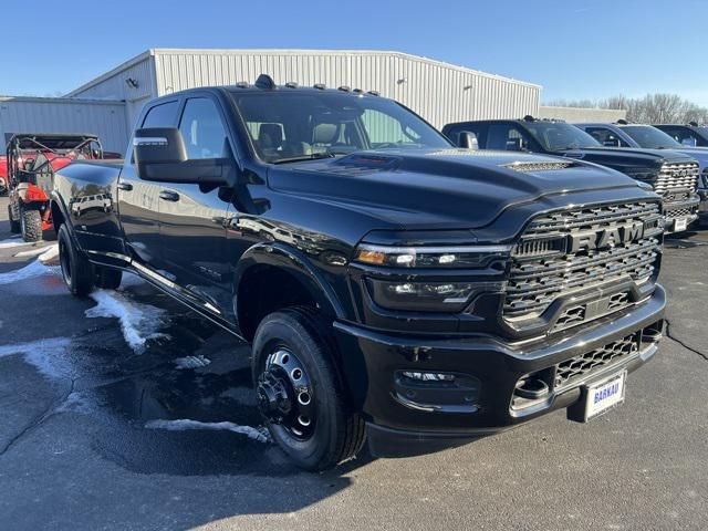 2026 RAM Ram 3500 RAM 3500 LIMITED CREW CAB 4X4 8 BOX