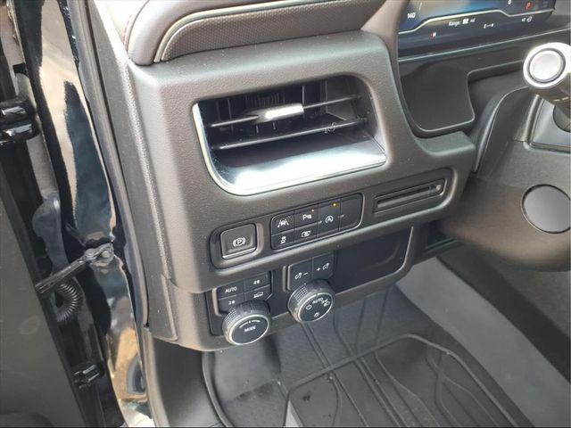 2023 Chevrolet Tahoe 4WD RST