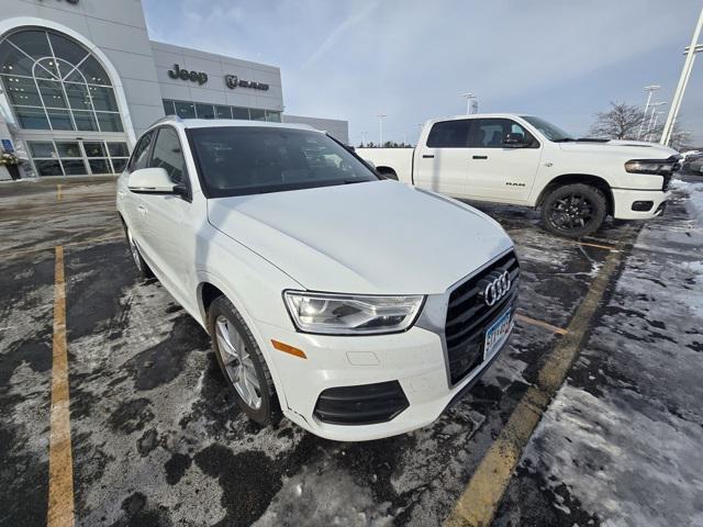 2017 Audi Q3 2.0T Premium