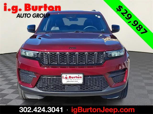 2023 Jeep Grand Cherokee Altitude 4x4 2023 Jeep Grand Cherokee Altitude 4x4