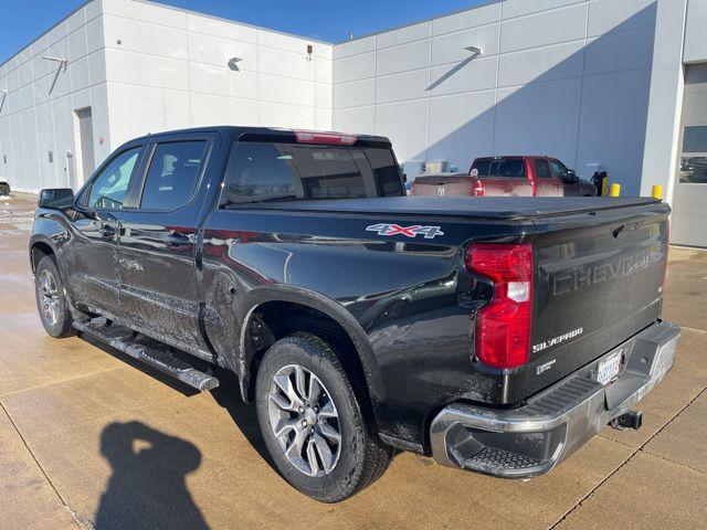 2021 Chevrolet Silverado 1500 4WD Crew Cab Short Bed LT with 2FL 2021 Chevrolet Silverado 1500 4WD Crew Cab Short Bed LT with 2FL