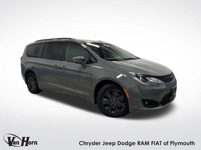 2020 Chrysler Pacifica Hybrid Limited