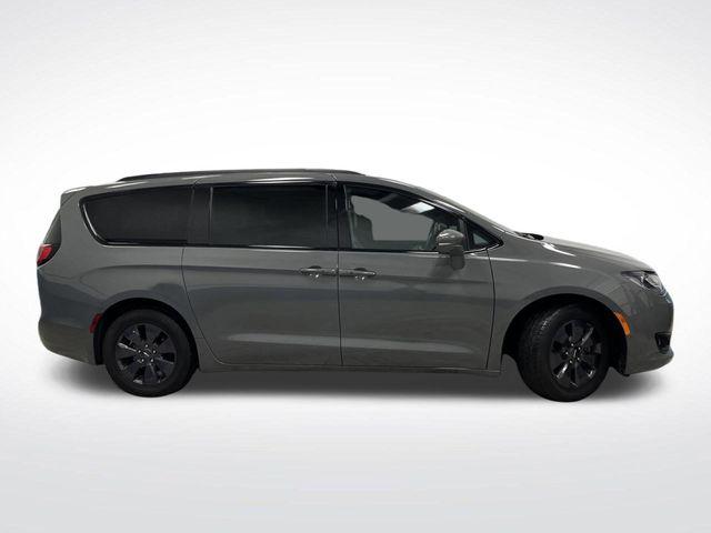 2020 Chrysler Pacifica Hybrid Limited