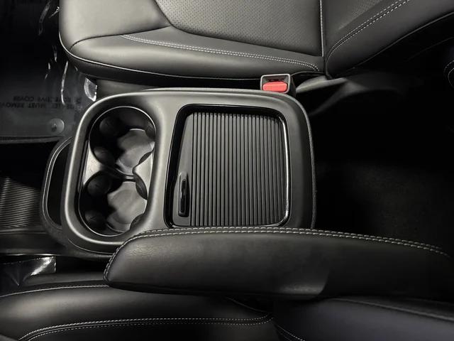 2024 Chrysler Pacifica Hybrid S Appearance Pkg