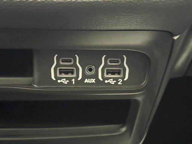 2024 Chrysler Pacifica Hybrid S Appearance Pkg