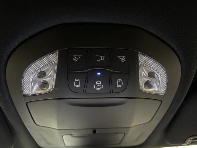 2024 Chrysler Pacifica Hybrid S Appearance Pkg