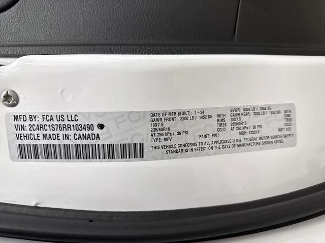 2024 Chrysler Pacifica Hybrid S Appearance Pkg