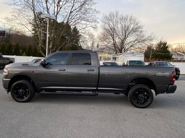 2020 RAM 2500 Big Horn Crew Cab 4X4 8 Box